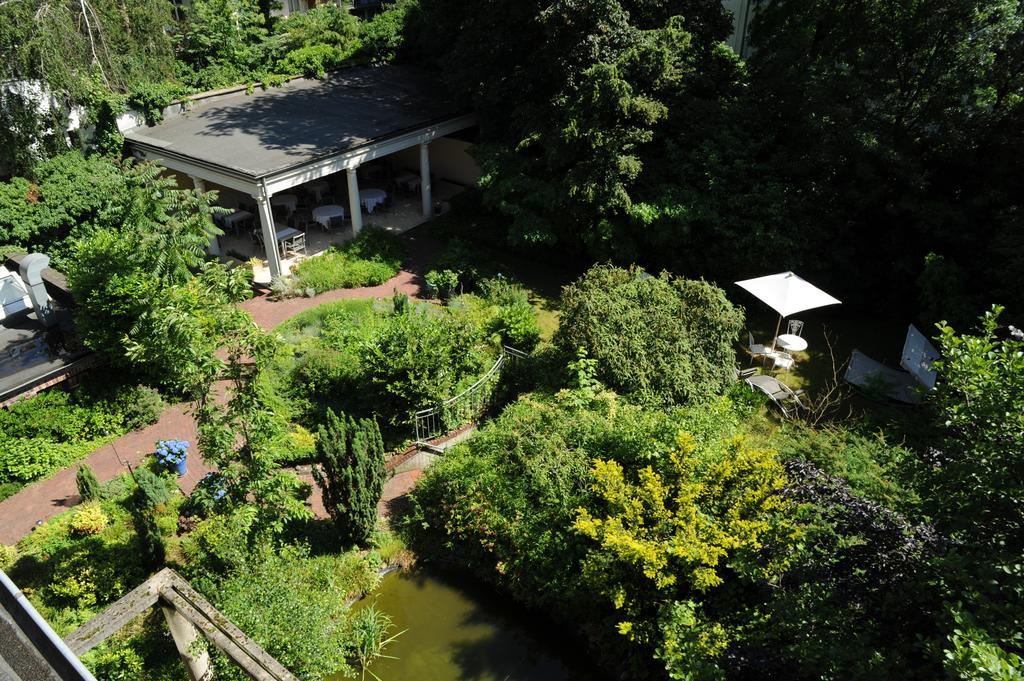 Villa Viktoria Дюселдорф Екстериор снимка